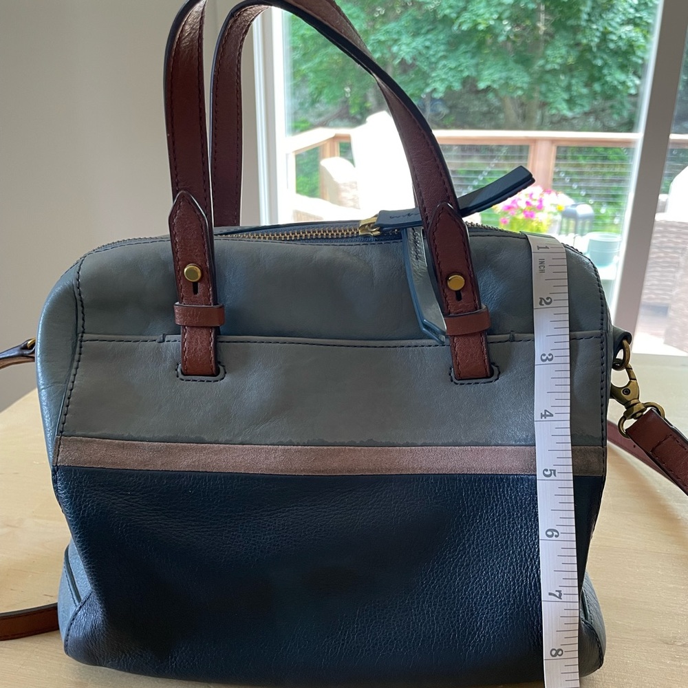 Fossil satchel